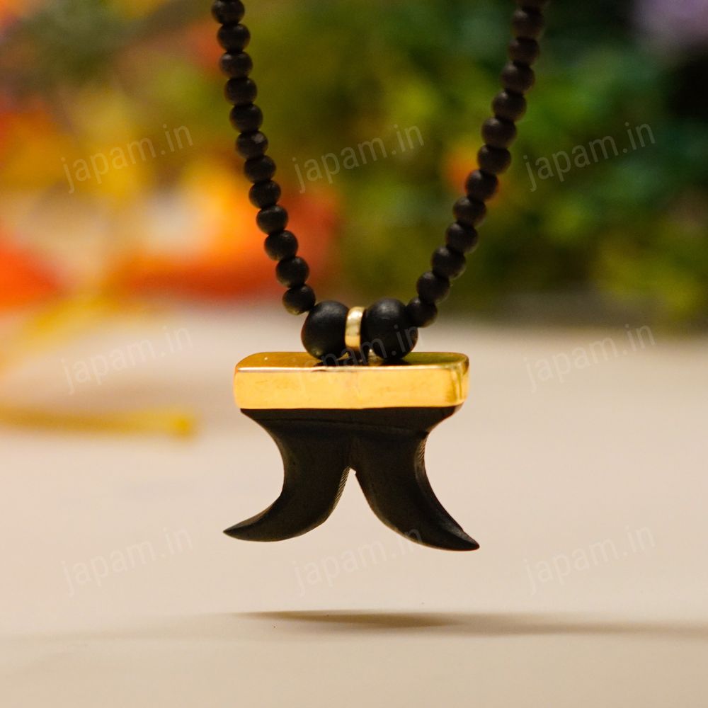 Dual Tiger Nail Teeth Karungali Necklace - Natural Ebony Wood