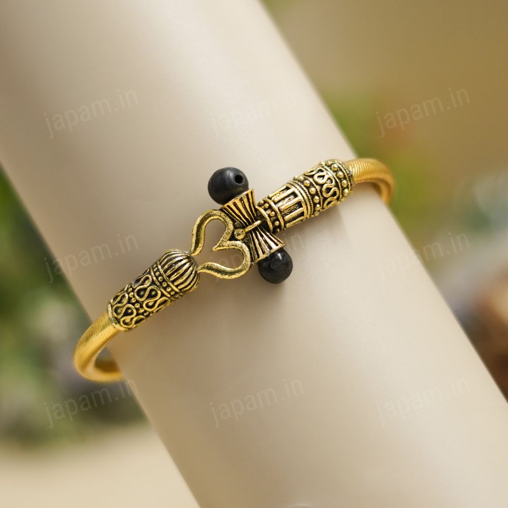 Gold Plated Karungali Trishool Kada – Japam