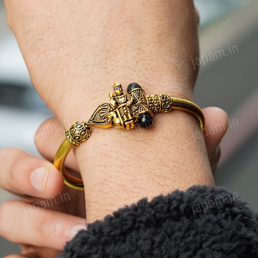 Gold Plated Karungali Murugan Kada – Japam