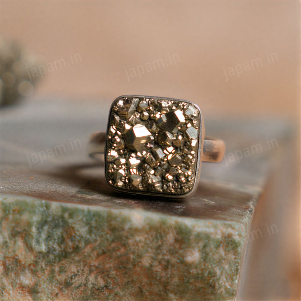 Raw Pyrite Abundance Ring – Japam